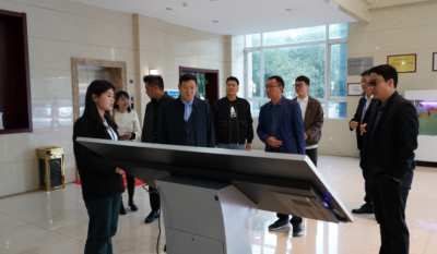 �У�������������������˲����������̡��������Ĵ���Ϣ����ѧԺ����˾������չ